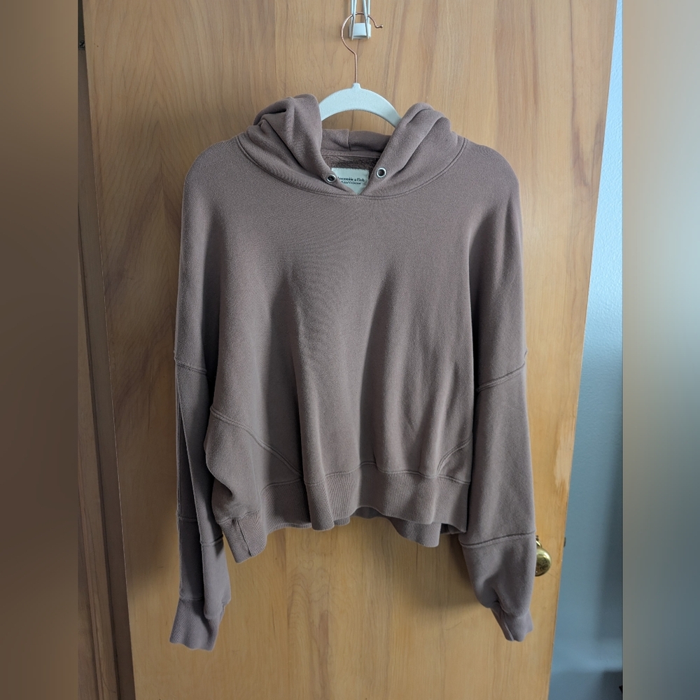 Oversized Crop Sweatshirt